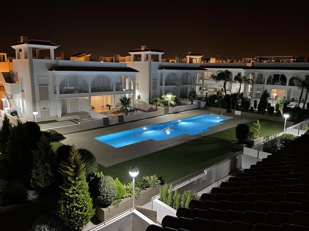Fortuna Penthouse With Roof Terrace, Ac And Pool Rojales Exterior photo
